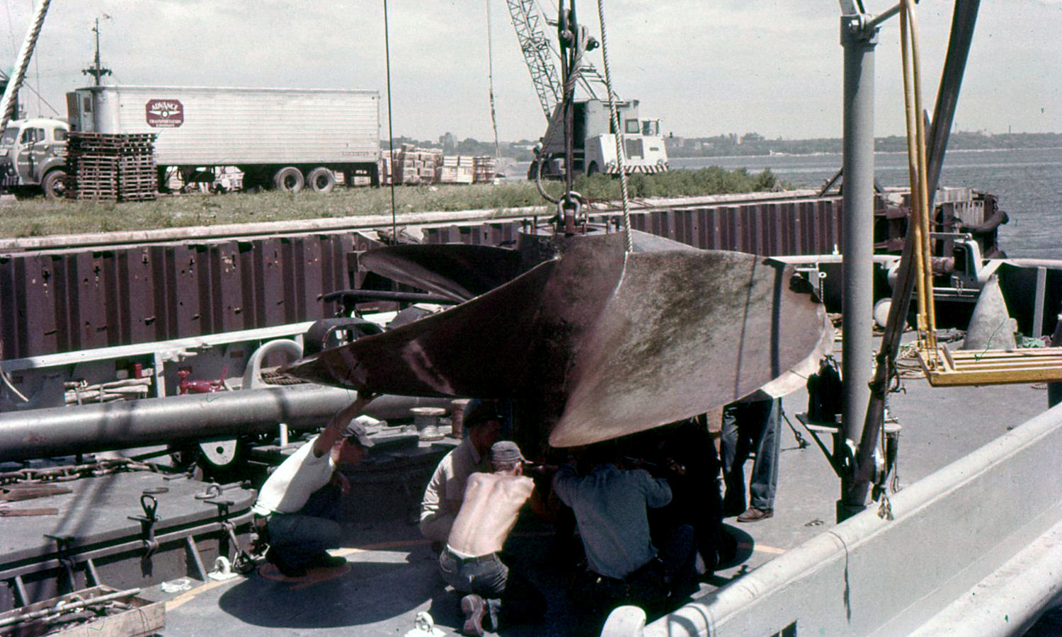 Setting bent screw on deck of USS Preserver (ARS-8)