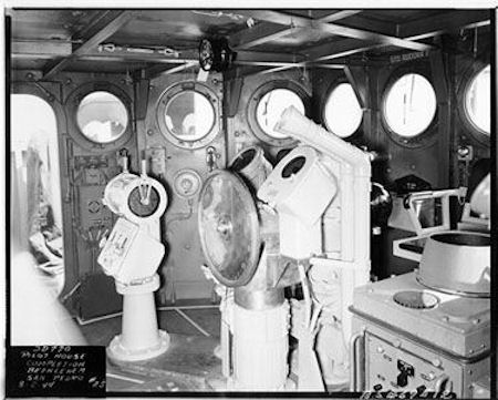 USS Haynsworth - Pilot House