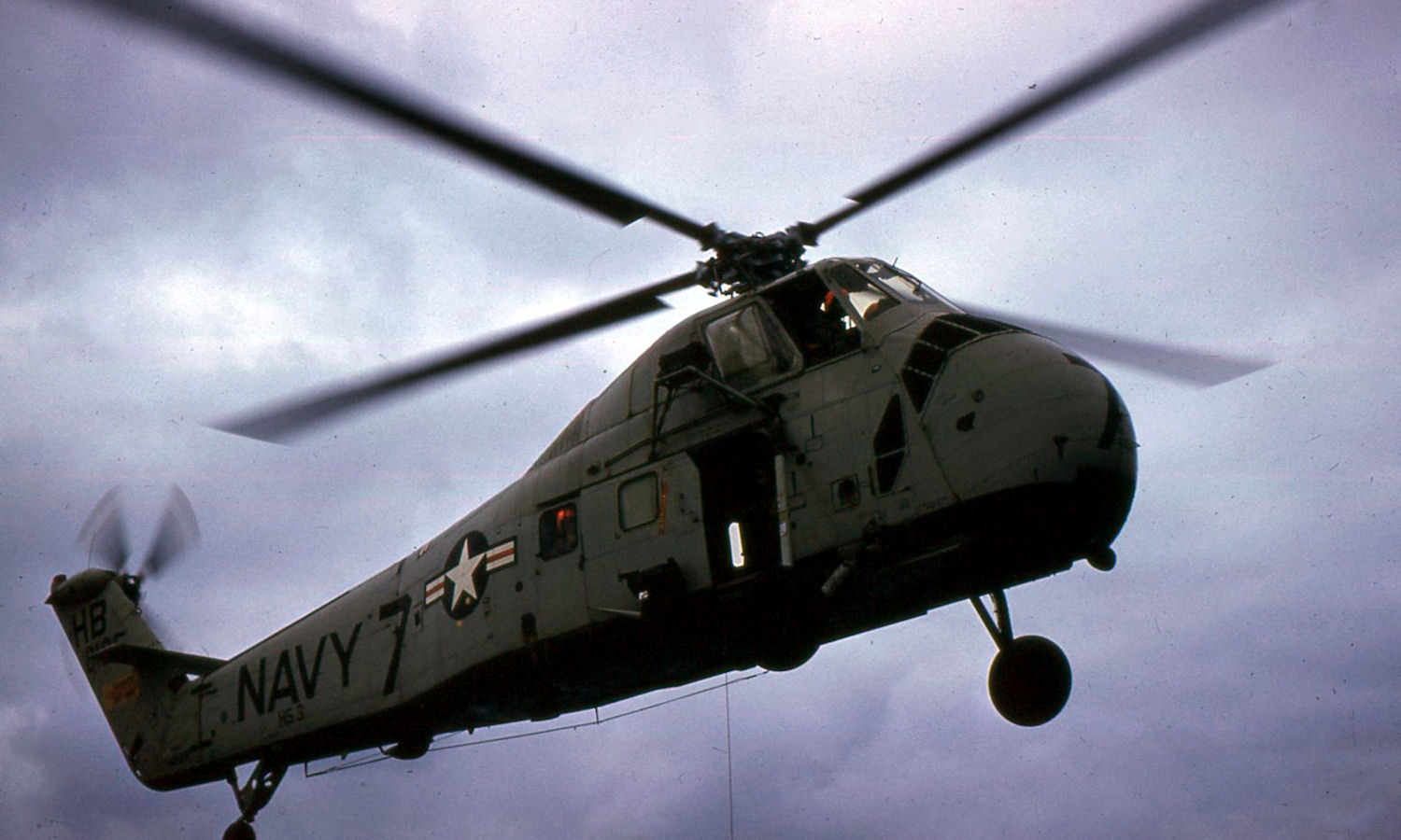 Copter delivering mail above Haysworth's fantail