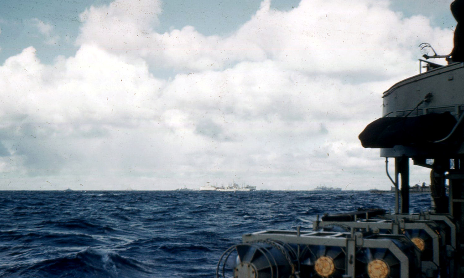 Haynsworth Portside K guns with fleet in distant